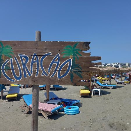شقة Holiday Rezidence Kazeboo Beach Năvodari المظهر الخارجي الصورة
